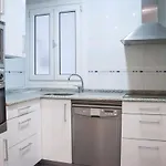 Casa Naranja - Centrally Located, Spacious, Unique San Sebastian