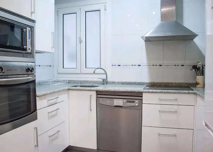 Casa Naranja - Centrally Located, Spacious, Unique San Sebastian