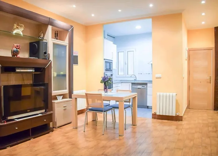 Apartment Casa Naranja - Centrally Located, Spacious, Unique