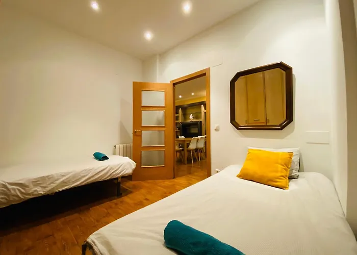 Casa Naranja - Centrally Located, Spacious, Unique *